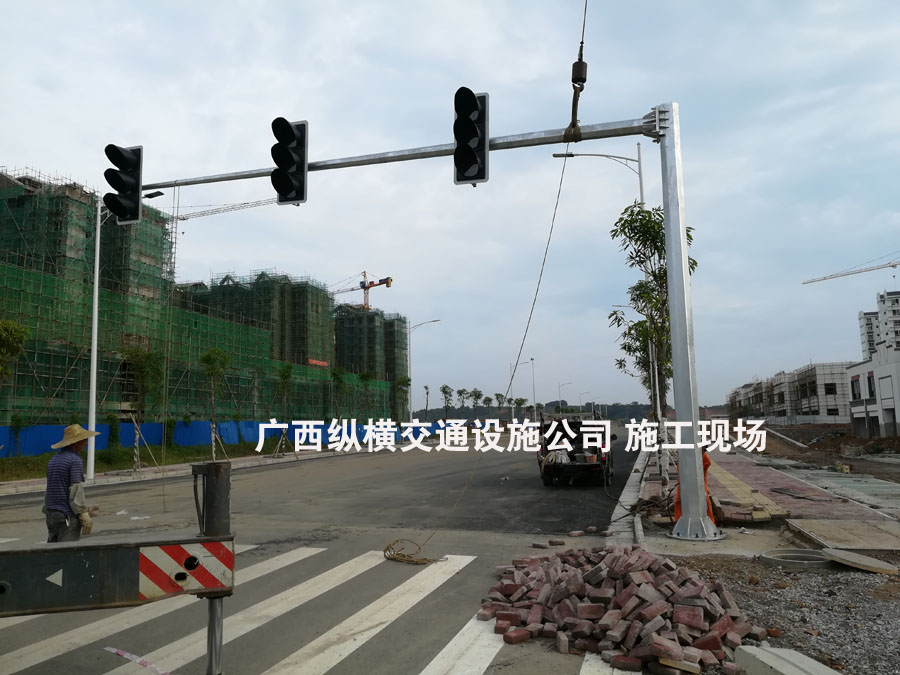 普工